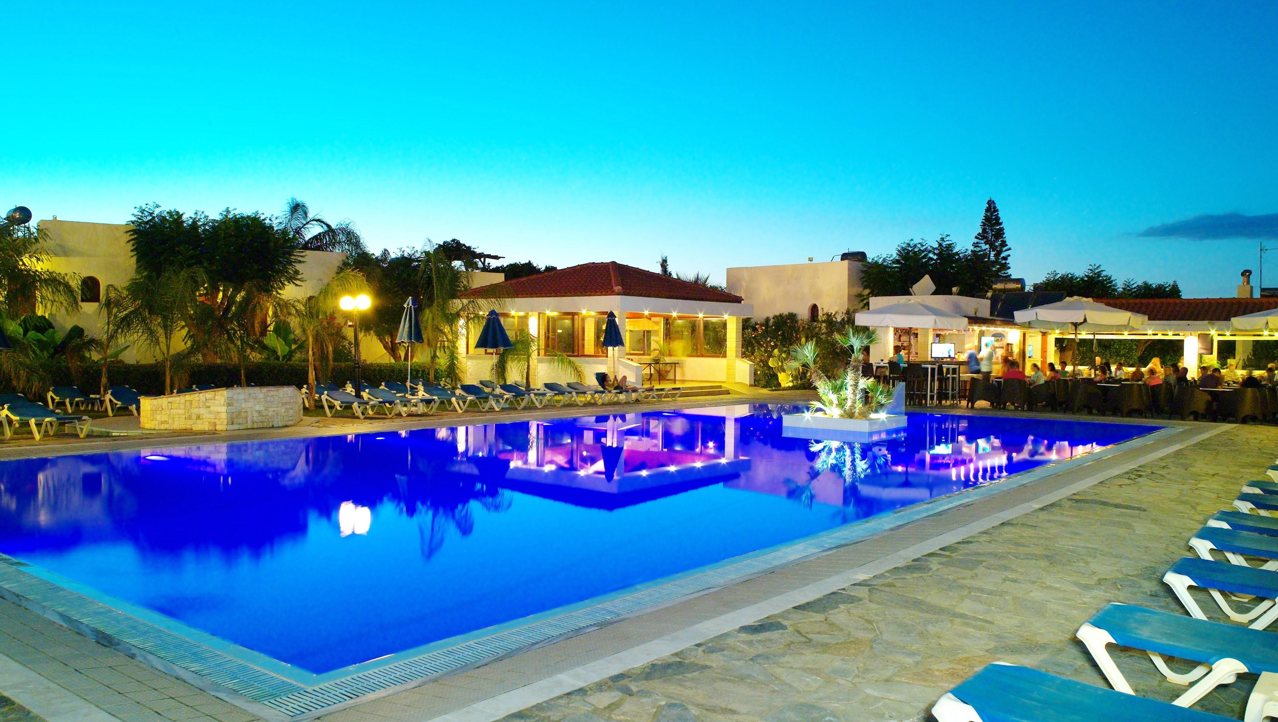 Camelot Royal Beds By Estia Stalida Exterior foto